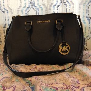 Black Michael Kors purse